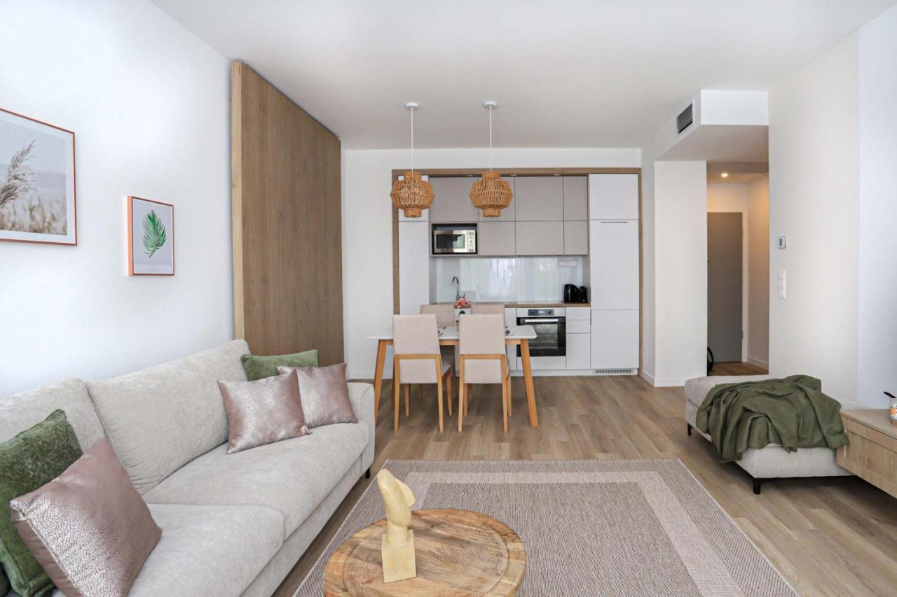 Platan Beach Apartman With Lakeview Balatonboglár Zewnętrze zdjęcie
